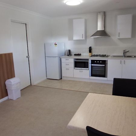 Hotel Australind Tourist Park Esterno foto