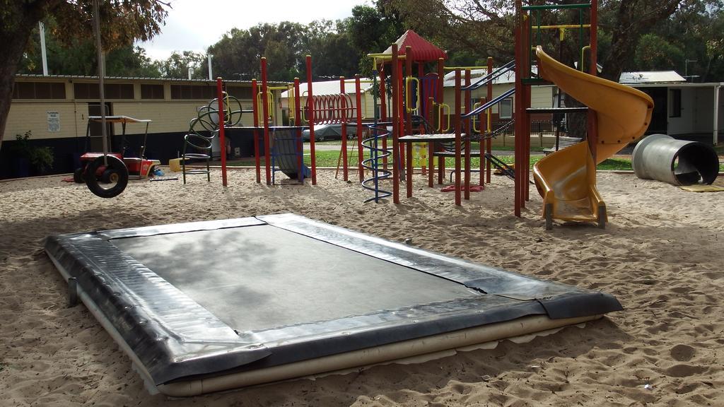 Hotel Australind Tourist Park Esterno foto