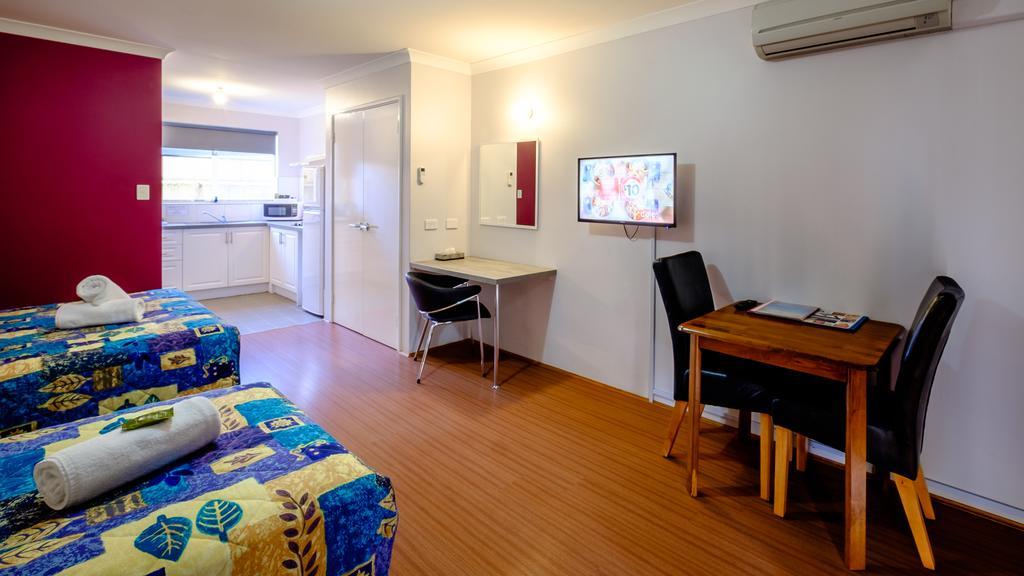 Hotel Australind Tourist Park Esterno foto